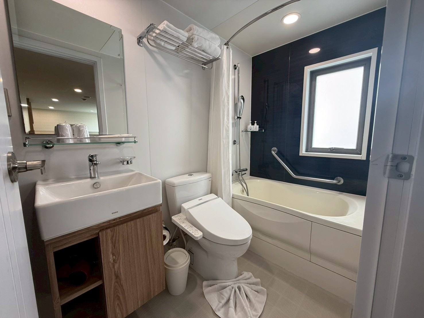 呉竹荘シラチャ TOTOウォシュレット