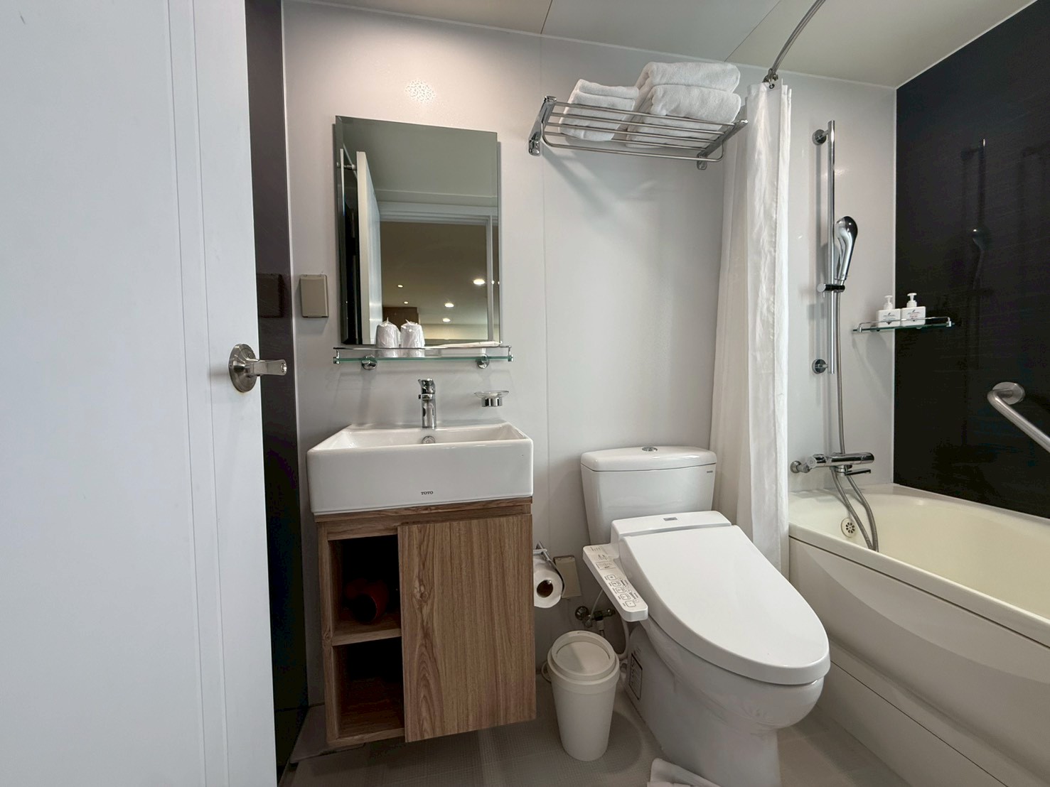 呉竹荘シラチャ 洗面台